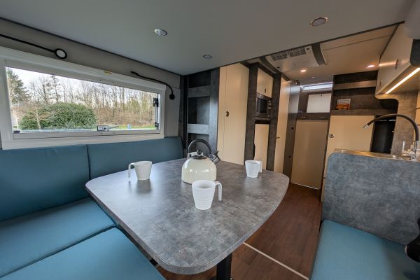 Cellule camping-car x-cap sur porteur IVECO